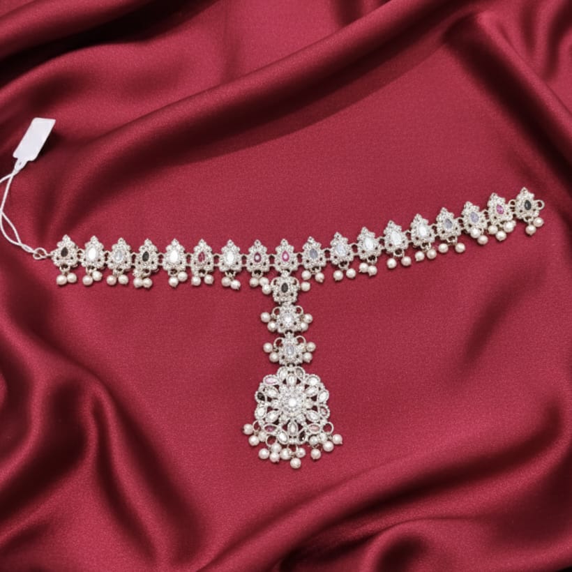 White Kundan with Pearl Sheesh Pati